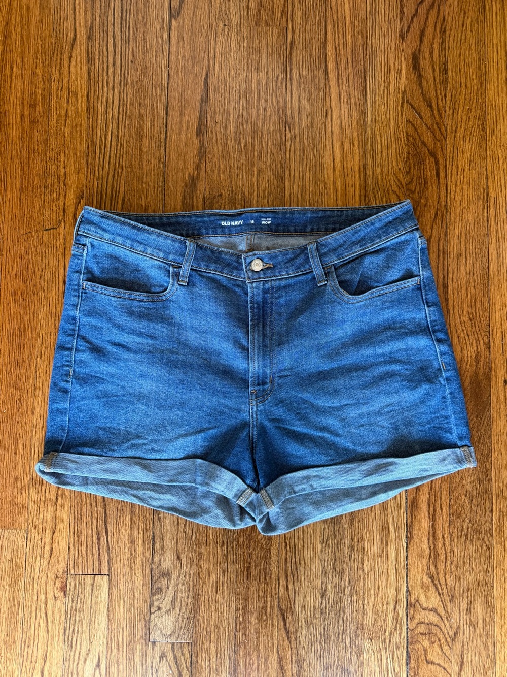 Old Navy High-Waisted Wow Straight Jean Shorts